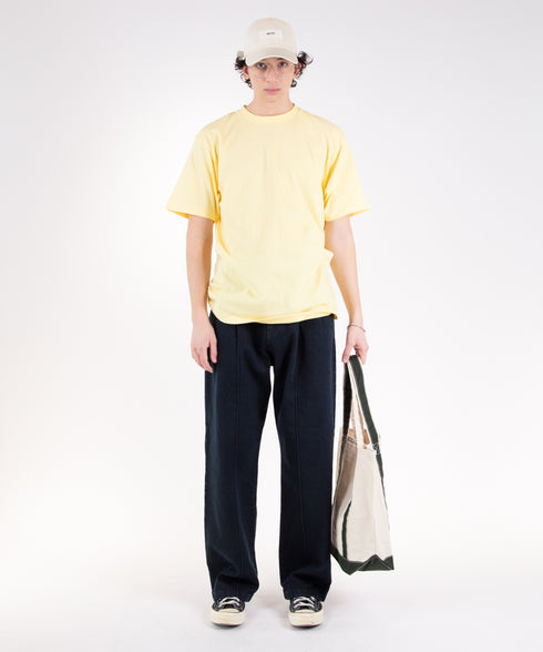 コンフォータブルデニム ツータック ワイドテーパド トラウザー