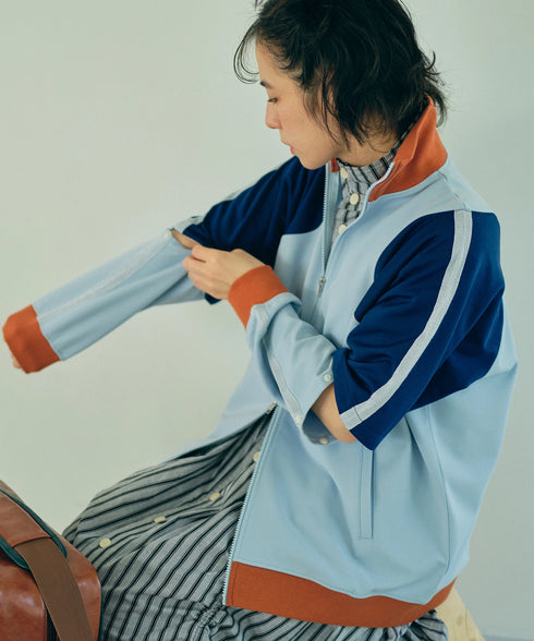 マルチウェイシルバーライントラックジャケット【ユニセックス】