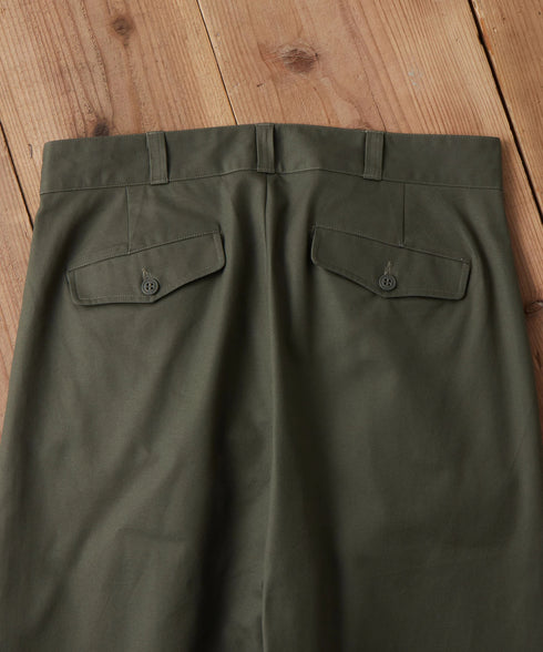 ツータックユーティリティパンツ