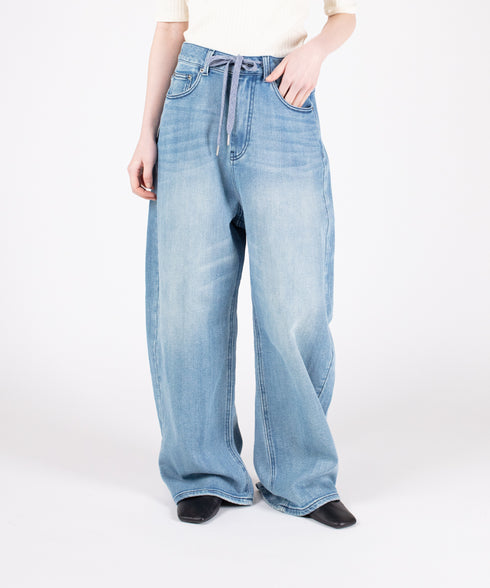 コンフォータブルデニム バレルレッグパンツ