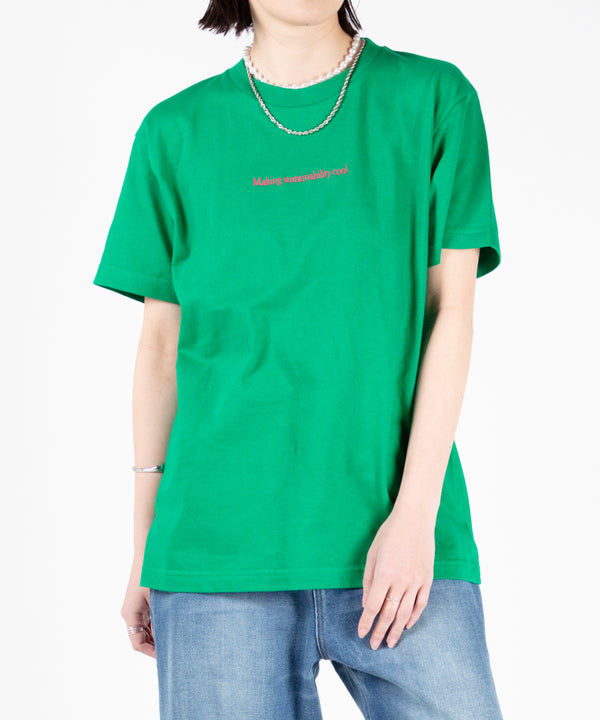 ラウンドボディ エンブロイダリーTシャツ"Making sustainability cool."