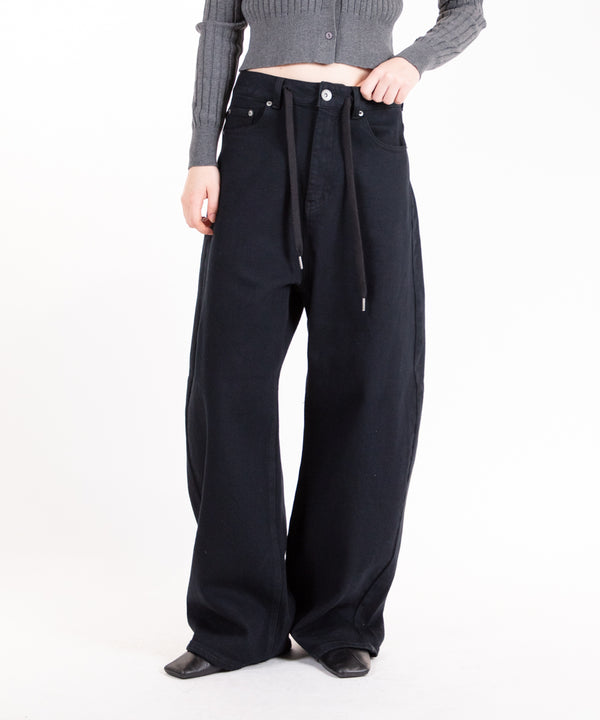 コンフォータブルデニム バレルレッグパンツ
