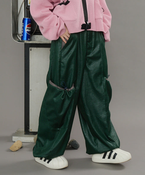 レザーライクアウトポケットカーゴパンツ