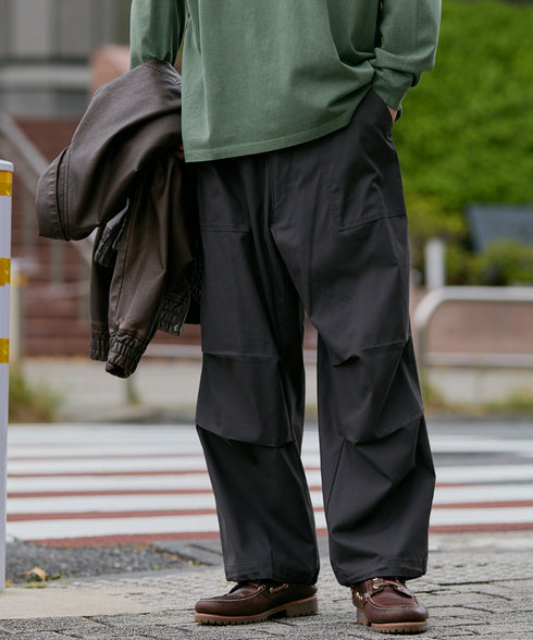 イージーバギーパンツ