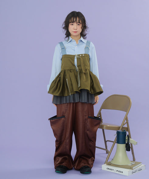 レザーライクアウトポケットカーゴパンツ