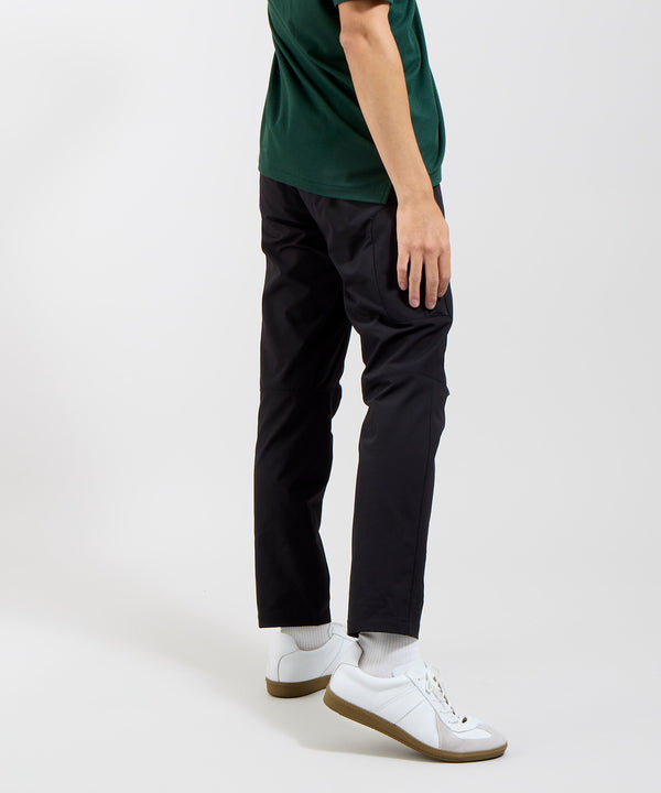 腰シャキ!ユーティリティパンツ