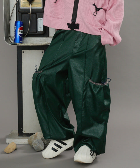 レザーライクアウトポケットカーゴパンツ