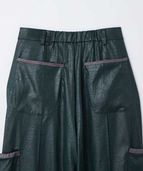 レザーライクアウトポケットカーゴパンツ