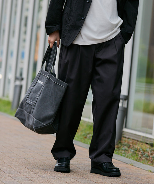 ツータックユーティリティパンツ