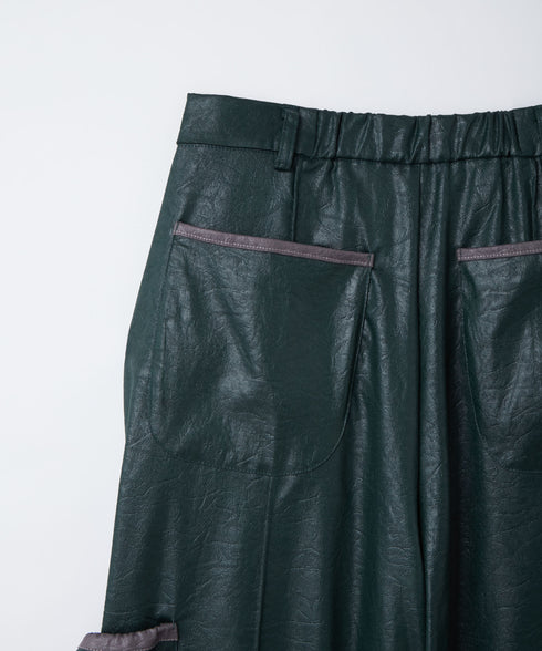 レザーライクアウトポケットカーゴパンツ