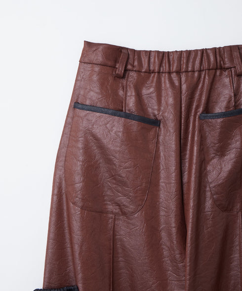 レザーライクアウトポケットカーゴパンツ