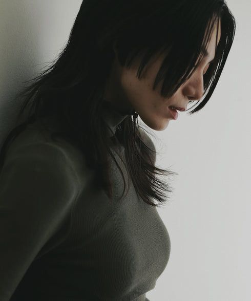 PALM CUP RIB TURTLE NECK