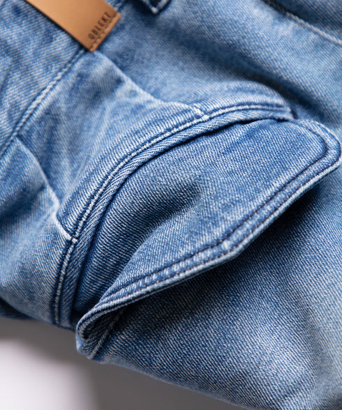 コンフォータブルデニム ツータック ワイドテーパド トラウザー