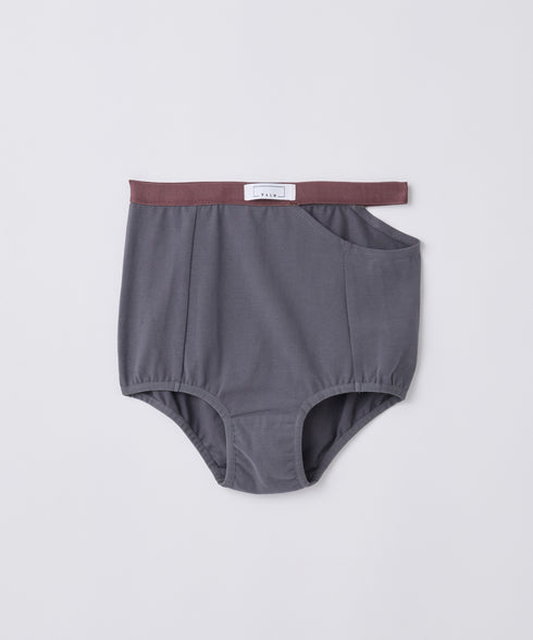 HIGHWAIST SHORTS