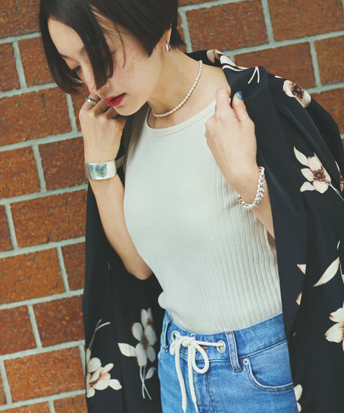 oblekt×MIyakoTakayama Open-Back Wide Rib Stitched Tops