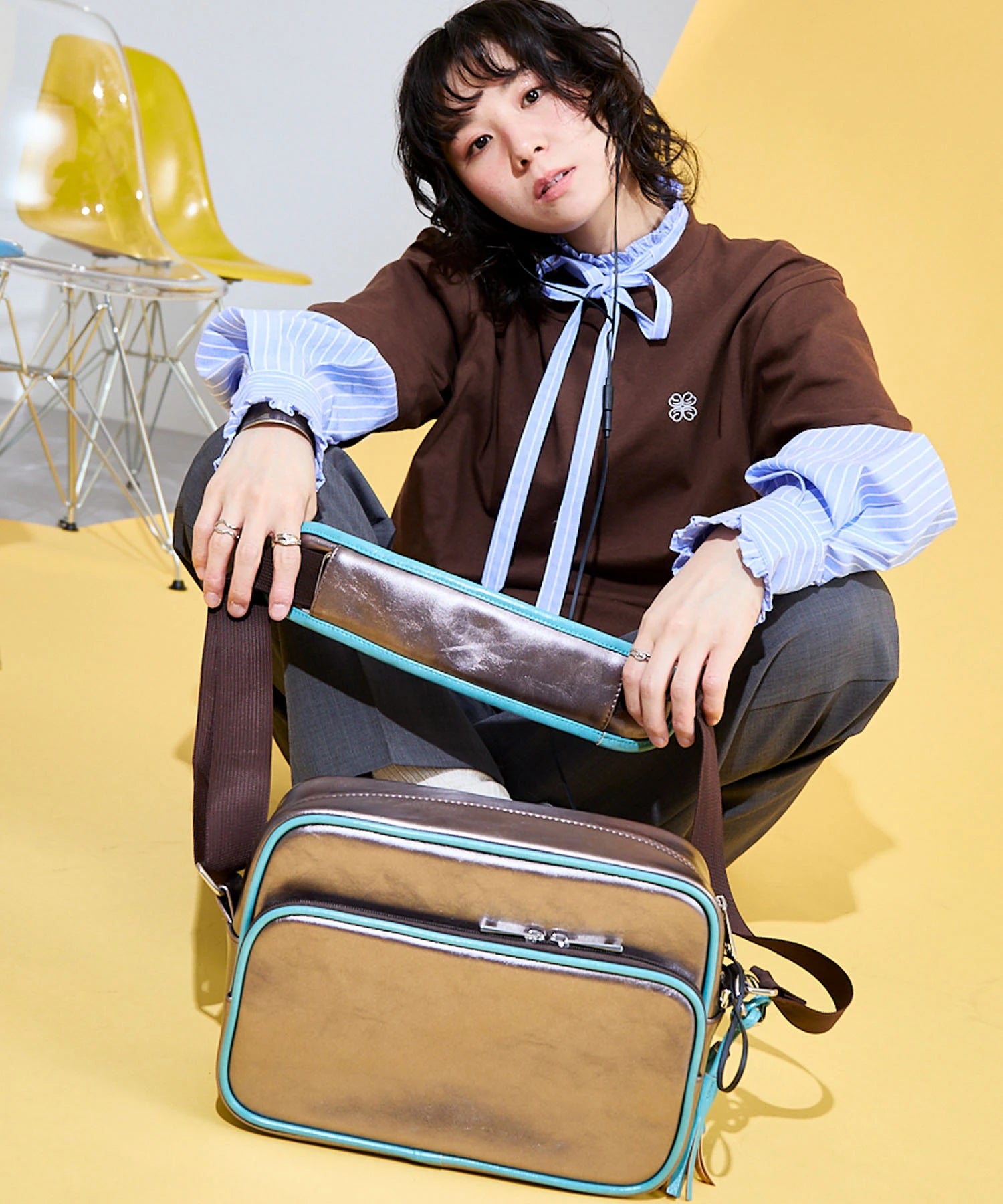 【未使用品】CHIEKO+ Leather Heart bag オーソドックスなファスナータイプのボディバッグ「革鞄のHERZ